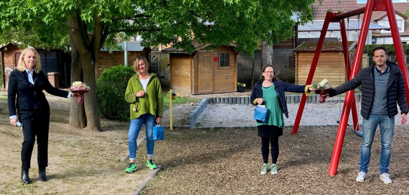 Kitas erhalten Dankesbotschaften am Tag der Kinderbetreuung Kitas erhalten Dankesbotschaften am Tag der Kinderbetreuung