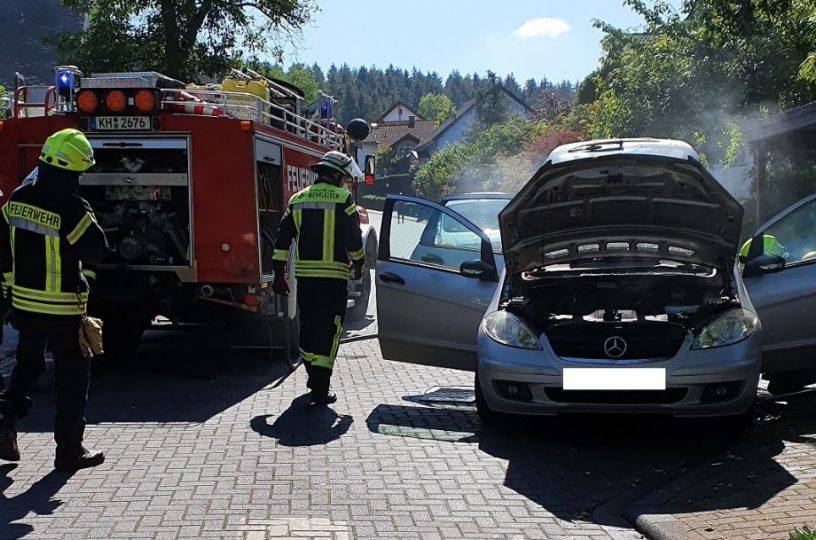 Brennendes Auto in Hargesheim