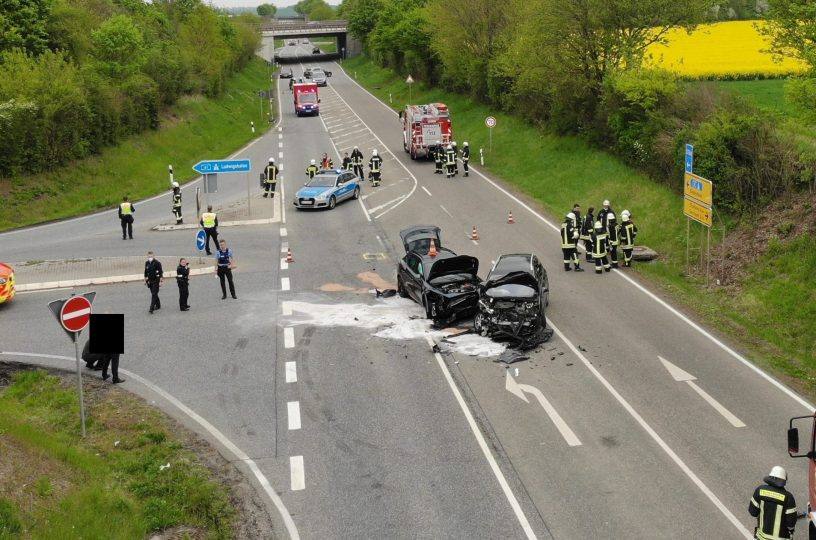 Unfall bei Bornheim mit sechs Verletzten