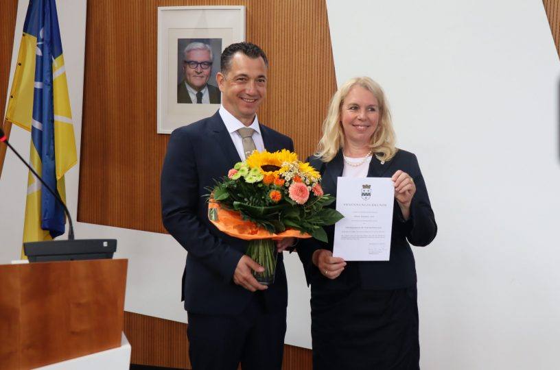 Neuer Oberbürgermeister in Bad Kreuznach vereidigt