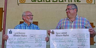 Bad Kreuznach: 4.000-Euro-Spende nach Waldbühnen-Konzert