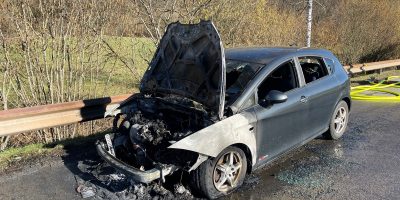 Birkenfeld: Auto brennt bei Dienstweiler aus