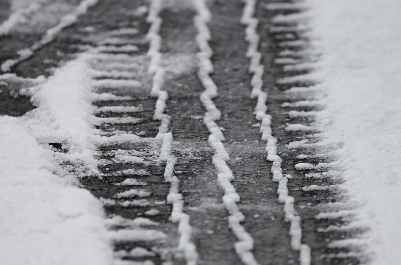 Schnee bei Idar-Oberstein sorgt für Unfälle