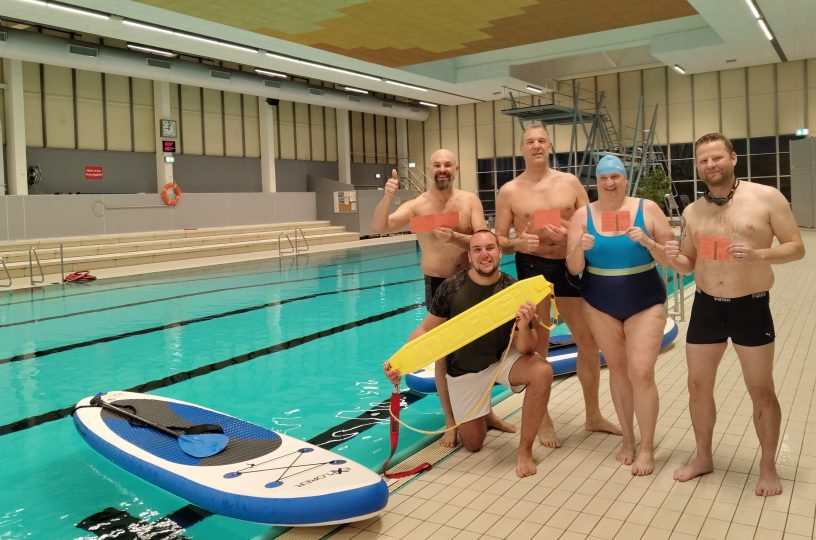 Sportclub stellt Rettungsschwimmer