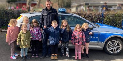 Birkenfeld: Kita-Kinder auf der Polizeiwache
