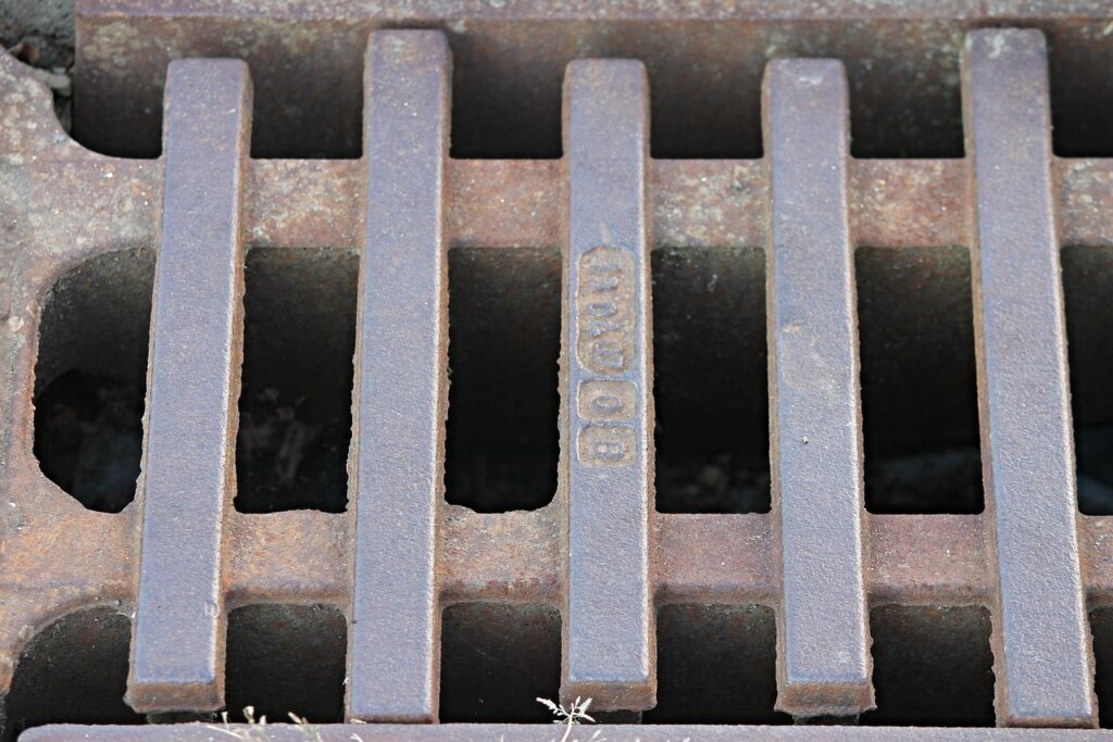 gully, road expiration, sinkhole