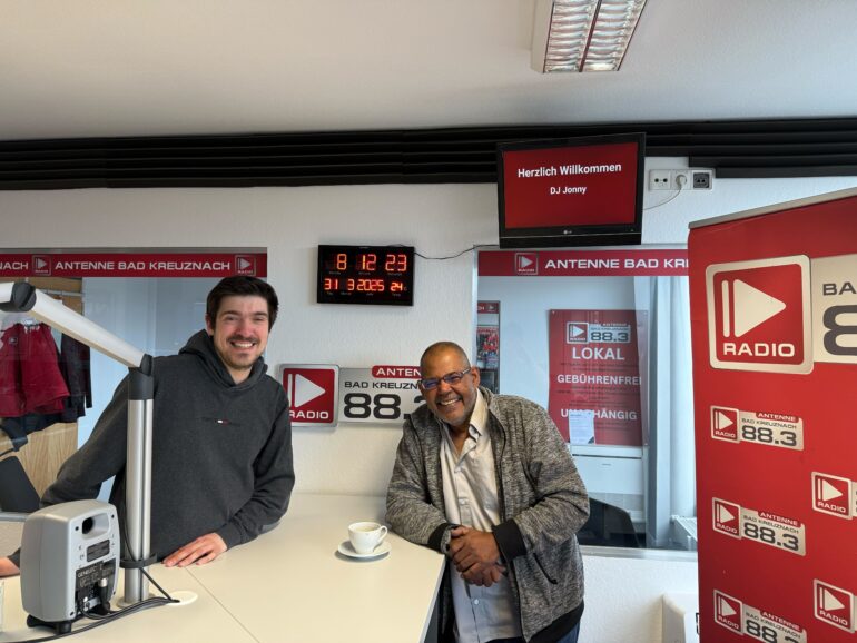 DJ Jonny im Interview bei Antenne Bad Kreuznach zu Roxheim feiert!