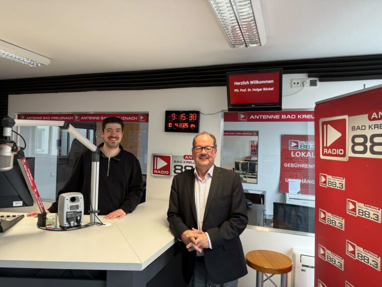 Pfarrer Prof. Dr. Holger Böckel, Vorstand der Stiftung Kreuznacher Diakonie, im Nahe Dran Interview bei Antenne Bad Kreuznach