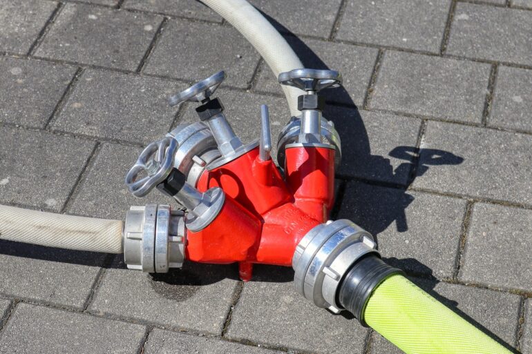 distribution, water, fire hose, distributor, fire fighters, fire fighting, mission, hose connection, nature, equipment, hydrant, distribution, hydrant, hydrant, hydrant, hydrant, hydrant