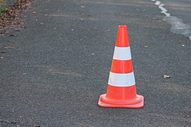 pylon, traffic cone, barrier, traffic signs, lock, road, little hat, road traffic, transport facility, roadway, road cover, cone, red, white, locked, attention, note, character, backup, to back up, driving training, traffic cone, traffic cone, traffic cone, traffic cone, traffic cone, cone, cone