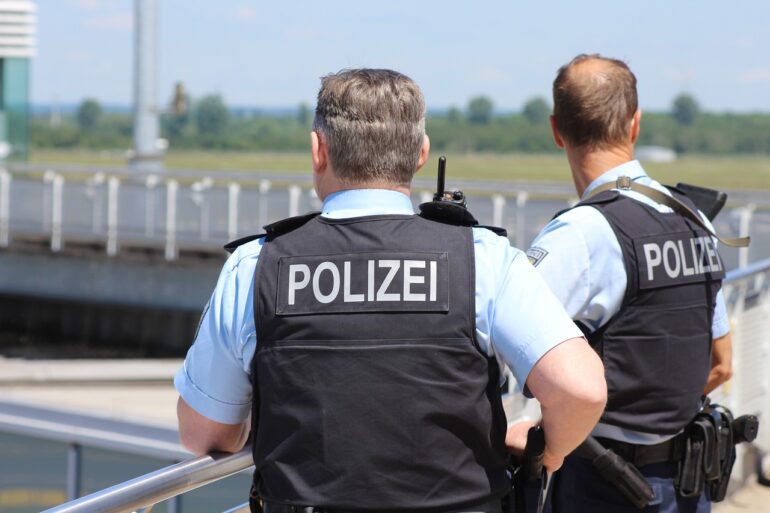 police, policemen, cops, outdoors, security, safety, airport, düsseldorf, federal police, germany, police, police, police, police, police