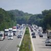 Polizei stoppt Fahrer mit Blitzer-App und ohne Führerschein auf A61