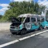 Vollbrand: Sprinter sorgt für langen Stau