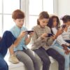 Hass, KI und Gewalt: Fehlender Schutz für Kinder und Jugendliche im Netz