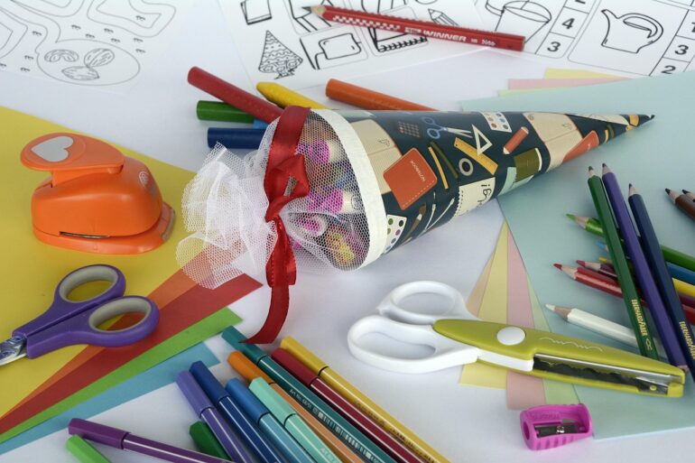 school cone, sugar bag, back to school, school enrollment, school, first class, school introduction, multicoloured, first grader, surprise, training, sweets, writing accessories, felt tip pens, colored pencils, crayons, pens, draw, to dye, colour pencils, to paint, chalk, exercises, scissors, paper, colored paper, handcraft, to cut, colorful, coloured, pencil, stationery, sharpen, coupon, school cone, scissors, scissors, scissors, scissors, scissors, handcraft, stationery, coupon