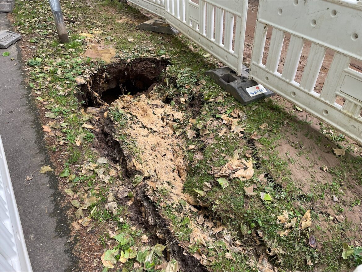 Wasserrohrbruch in Bad Münster sorgt für Versorgungsausfall