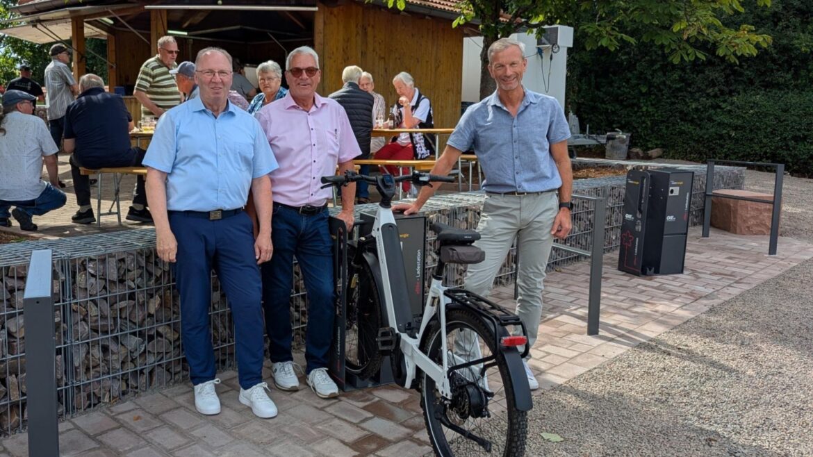 Neue E-Bike-Ladestation