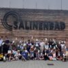 Ferienkinder genießen Tag im Salinenbad