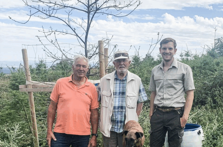  Schutzhütten im Binger Wald renoviert - Bingen am Rhein  Nachrichten