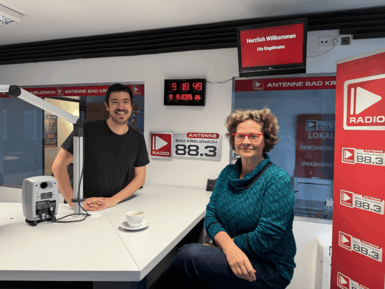 Uta Engelmann von der Kuhkapelle Mandel im Nahe Dran Talk bei Antenne Bad Kreuznach