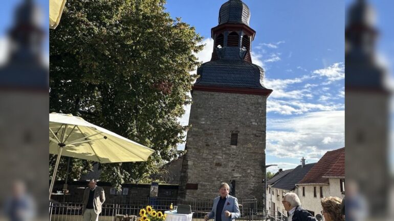 Schiefer Turm Gau-Weinheim