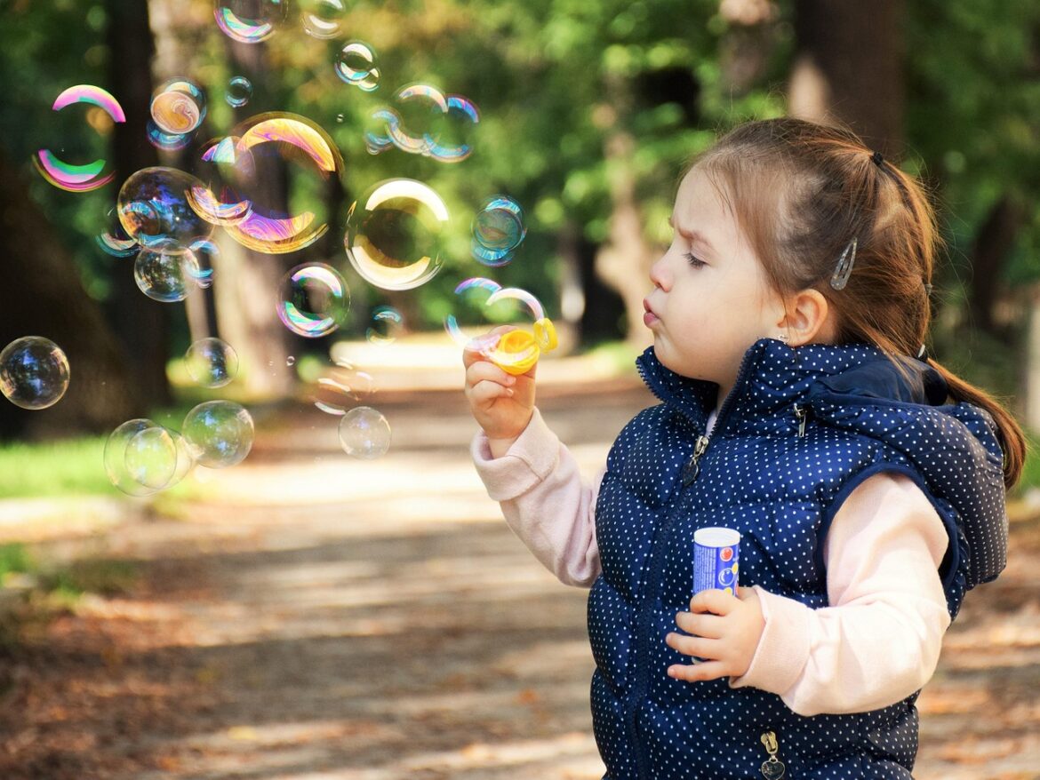 Kinderkulturtag Bad Kreuznach, kid, soap bubbles, girl, child, fun, childhood, playing, bubbles, little girl, portrait, play, girl portrait, girl, girl, girl, child, child, child, child, child, fun, bubbles, play