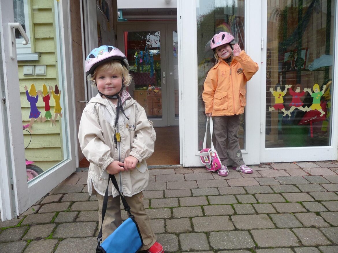 kindergarten, children, kindergarten bag, bike helmets, happy, door, kindergarten, kindergarten, kindergarten, kindergarten, kindergarten