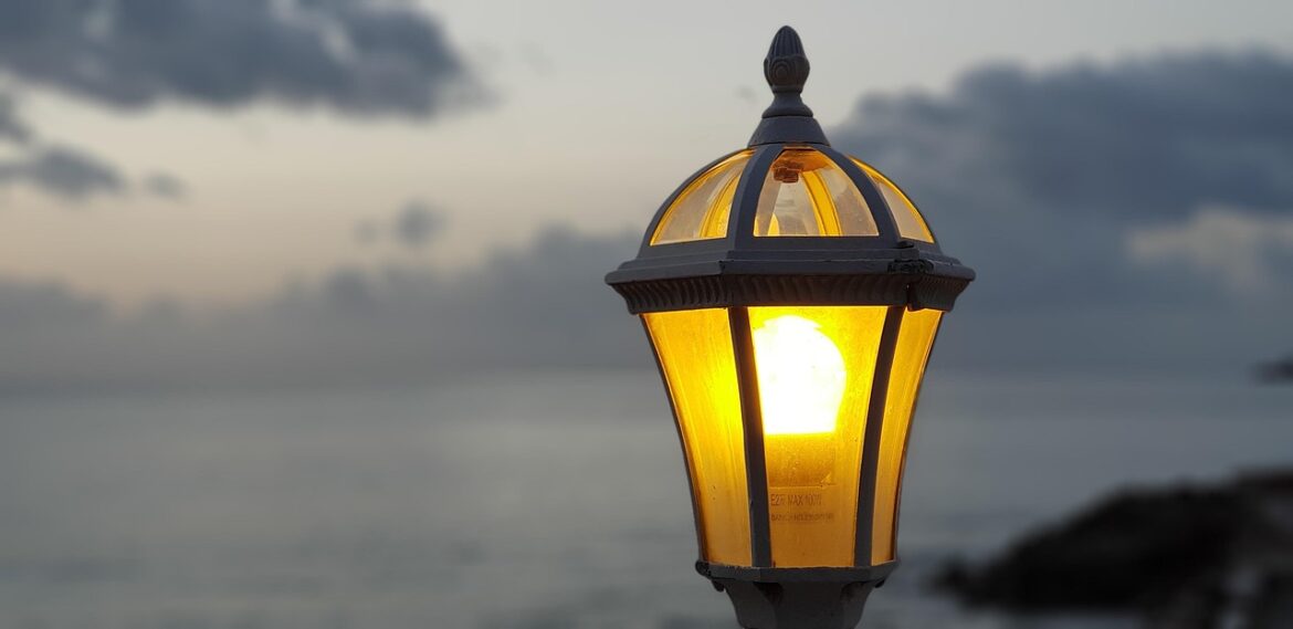 street lamp, ocean, nature, costa, light, lantern, reflection