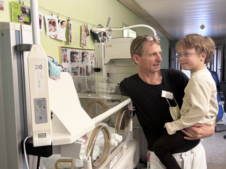  Familie Ecker spendet 2.000 Euro an Förderverein der Kinderklinik Bad Kreuznach - Bad Kreuznach  Nachrichten