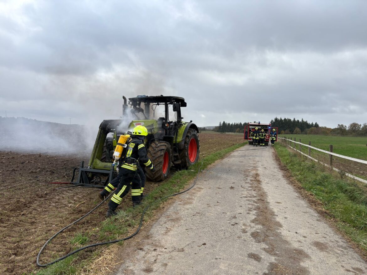 Zwei Einsätze in kurzer Folge: Feuerwehren der VG Rüdesheim rücken zu Keller- und Traktorbrand aus - Blaulicht Waldböckelheim Nachrichten