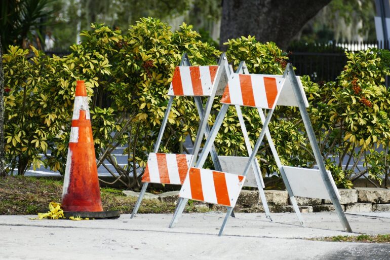 construction site, side walk, barrier, bake, lock, post, blocking, beacons