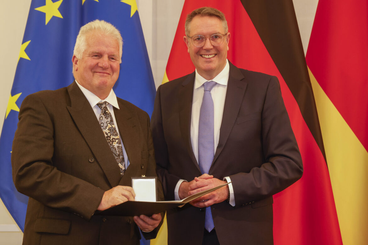  Landesverdienstorden Rheinland-Pfalz: Drei Persönlichkeiten aus dem Naheland geehrt - Bad Kreuznach Regional  Nachrichten