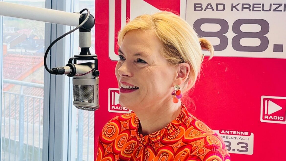 Nahewein Julia Klöckner Weinkönigin