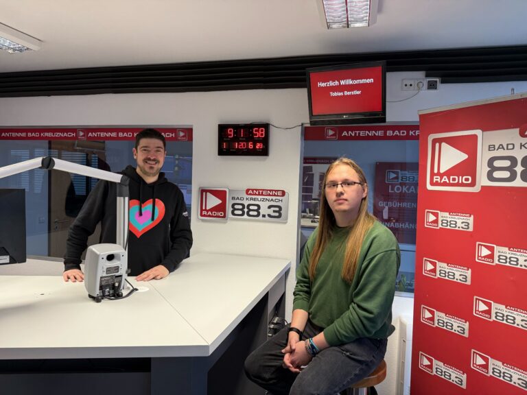 Schachklub Bingen im Interview bei Antenne Bad Kreuznach Nahe Dran