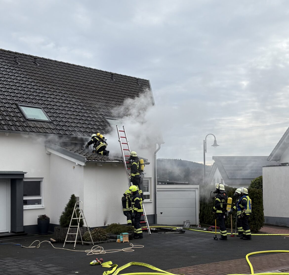  Brand an Wohngebäude in Rüdesheim - Bad Kreuznach Blaulicht  Nachrichten