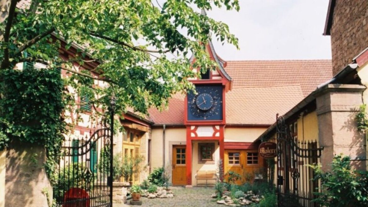 Turmuhrenmuseum Bundesverdienstkreuz