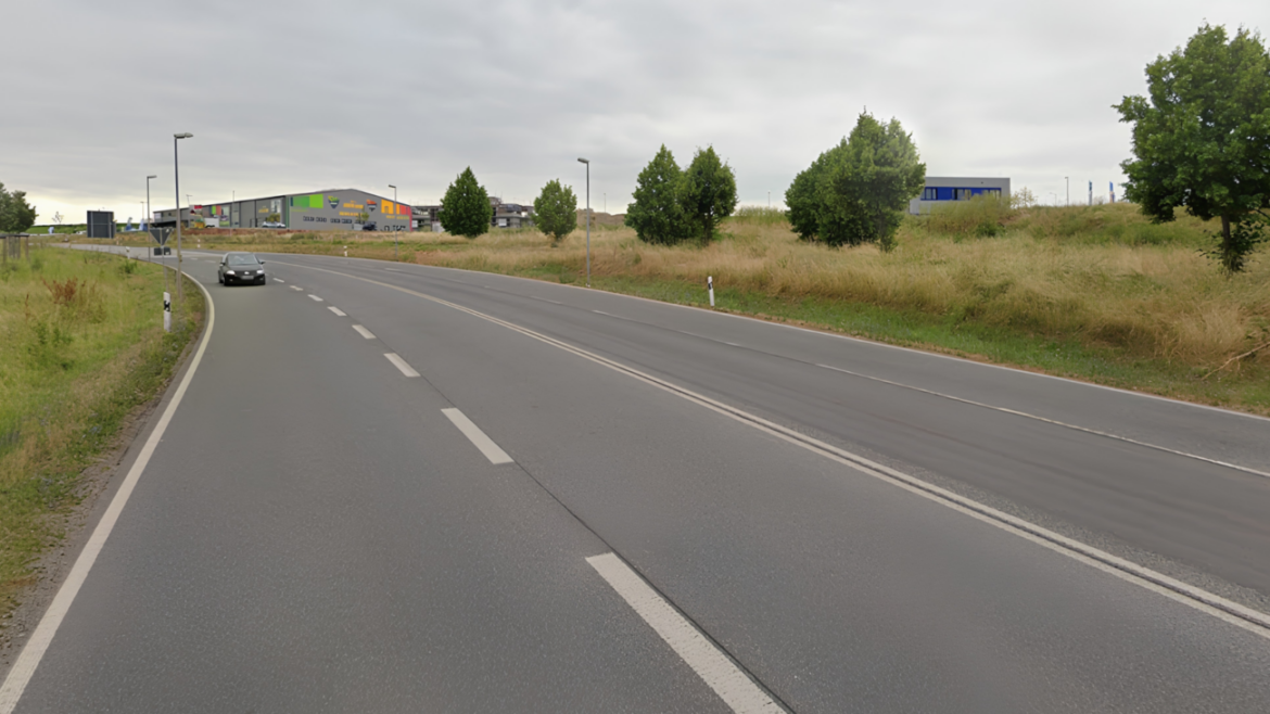 Der Abschnitt zwischen dem provisorischen Dehner-Kreisverkehr und der Bosenheimer Straße.