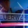 Großeinsatz in Desloch: Brand an Windrad ausgebrochen
