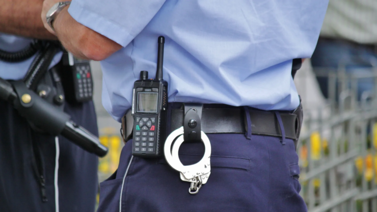 Polizist. Symbolbild.